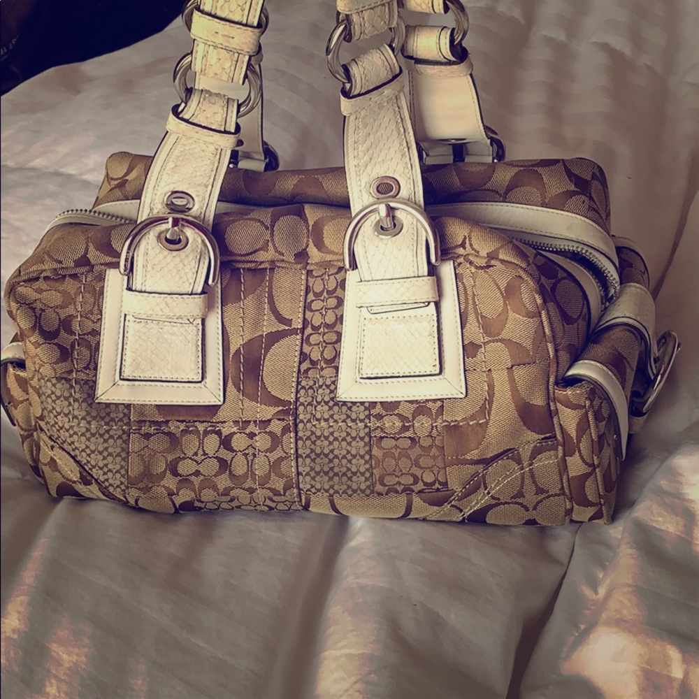 Coach shoulder bag